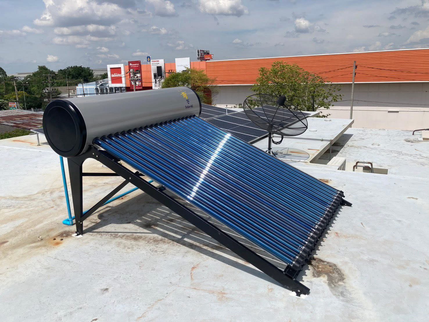 เครื่องทําน้ําร้อนแสงอาทิตย์ solar hot water